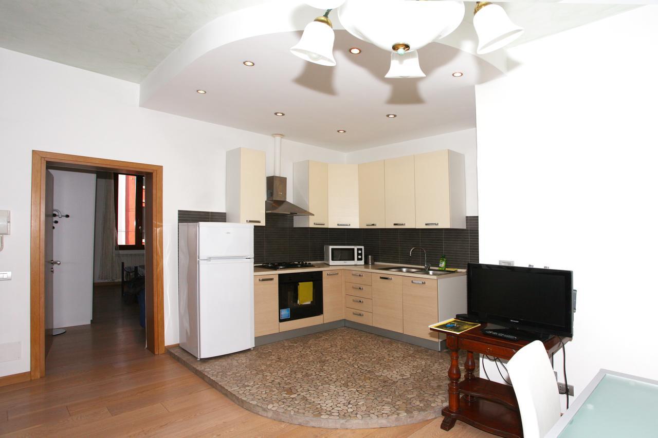 Ca' Santa Marta Apartment Venice Exterior photo